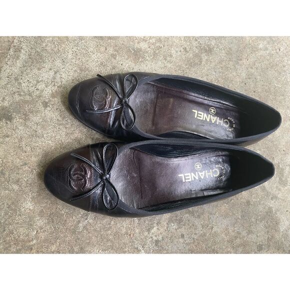 Authentic Chanel leather classic ballerina flats Size 38 - Picture 4 of 9